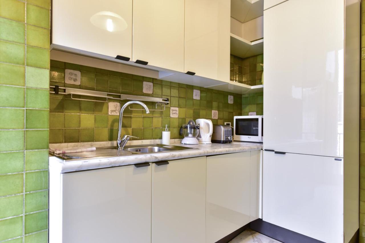 Elegant & Cozy Apartment In The Heart Of Roma Exterior foto