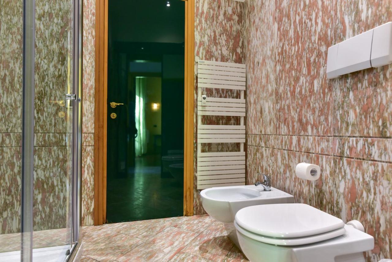 Elegant & Cozy Apartment In The Heart Of Roma Exterior foto