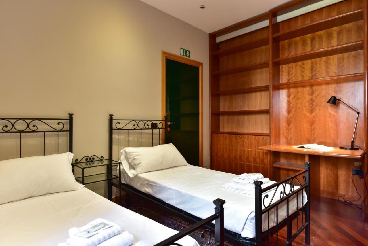 Elegant & Cozy Apartment In The Heart Of Roma Exterior foto