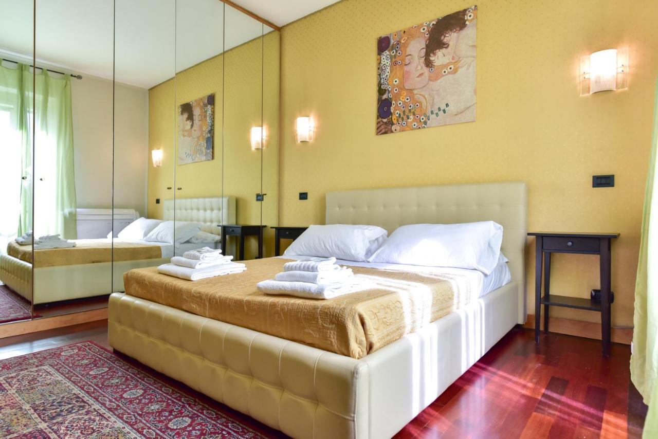Elegant & Cozy Apartment In The Heart Of Roma Exterior foto